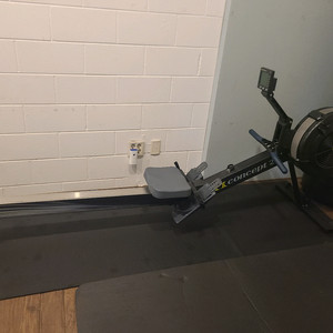 컨셉2 로잉머신 PM5