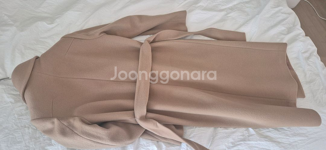 모조에스핀 모100% 베이지 코트--4