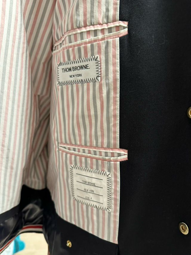 톰브라운 백삼선 패딩 4사이즈--2