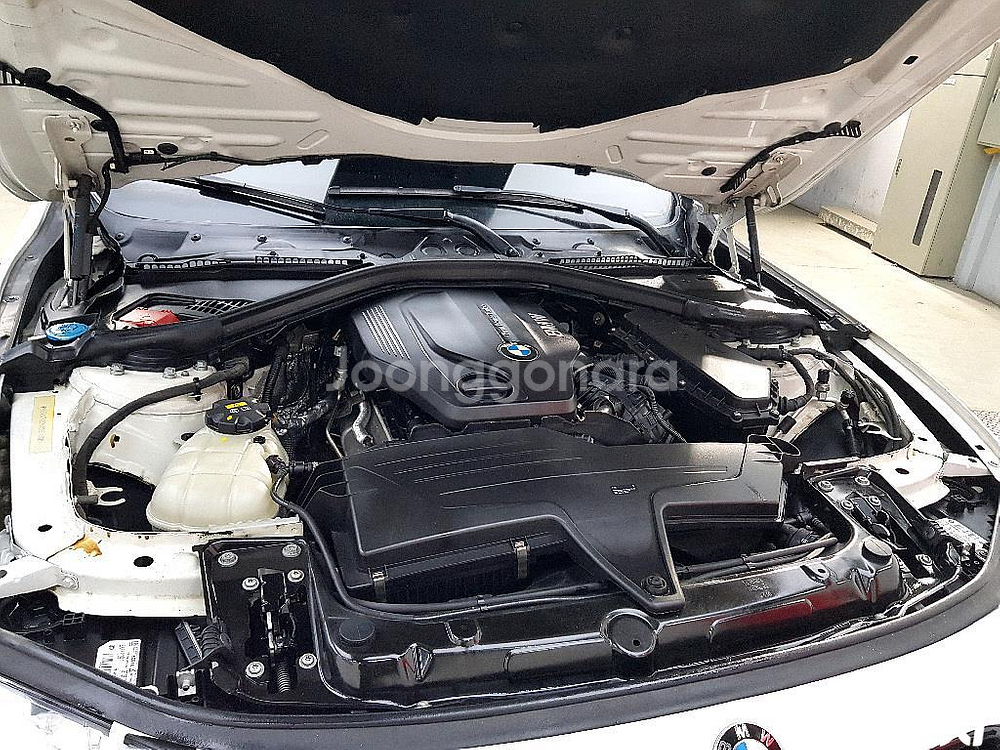 [BMW]3시리즈 (F30) 320d M 스포츠 #앱특--5