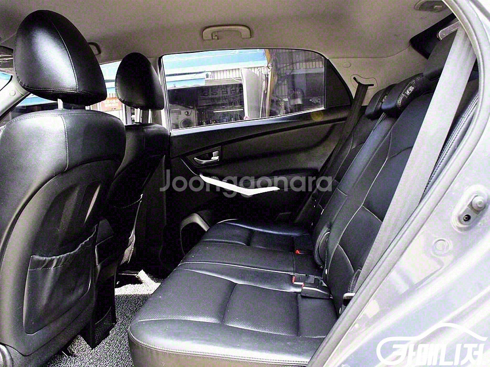 [KG모빌리티(쌍용) ]뉴코란도C 2WD 2.2 익스트--5