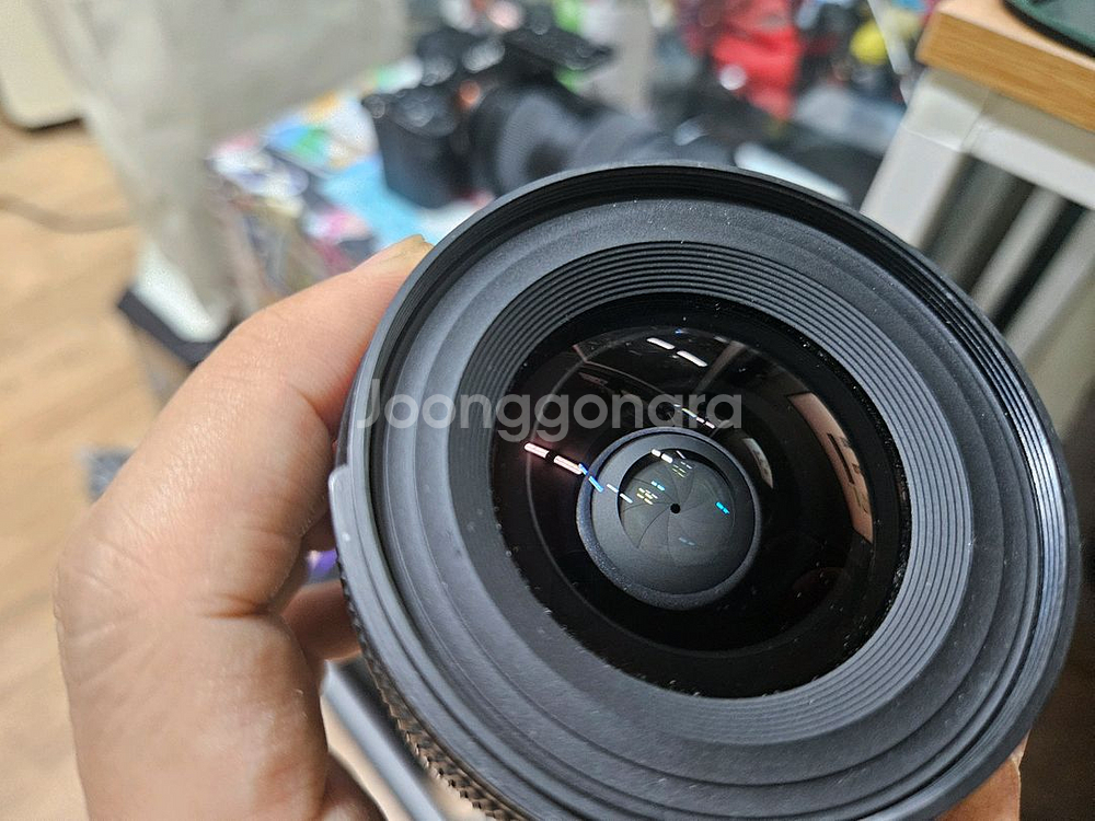 탐론 20-40 (소니fe마운트) 판매합니다--1