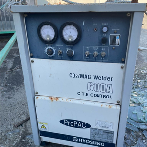 효성 용접기 600a 산업용 대형 아크용접기