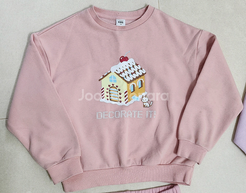 여아 기모 상하복 130사이즈 4벌일괄--1