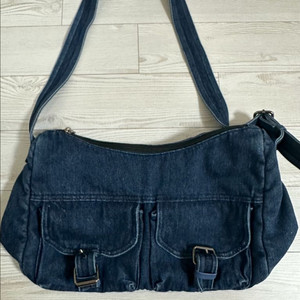 (새상품) 데님 청 크로스백 숄더백 지그재그 에이블리