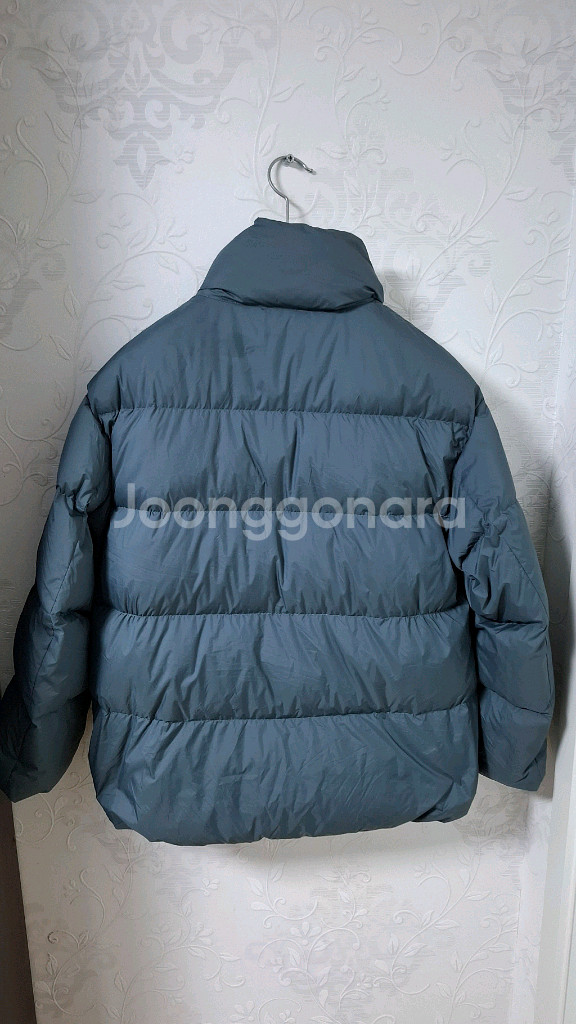 유니클로 여성 울트라 라이트 다운 패딩 L--1