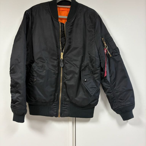 알파인더스트리 항공점퍼 팔아요