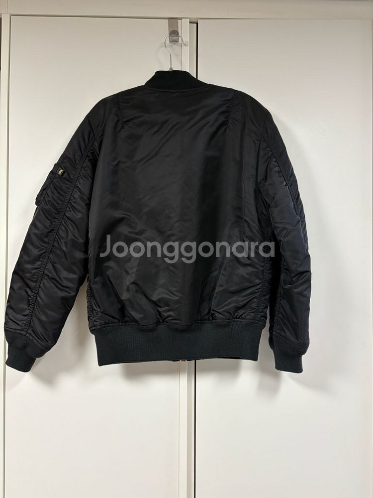 알파인더스트리 항공점퍼 팔아요--1