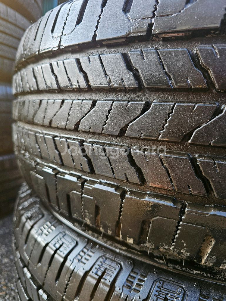 235 65 17 한국 라우펜타이어--3