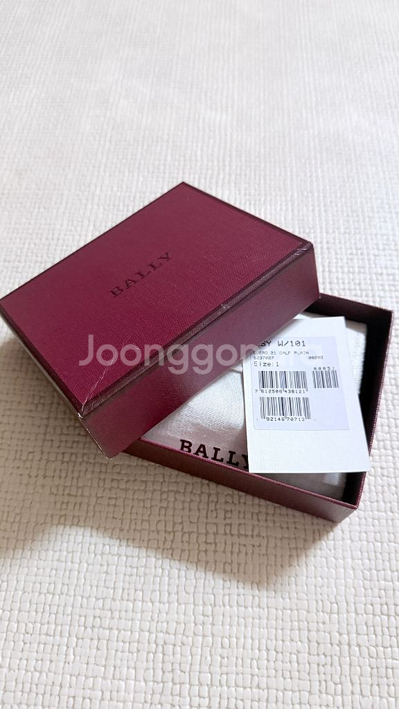 [정품] 발리 쿠에로 21 반지갑--0