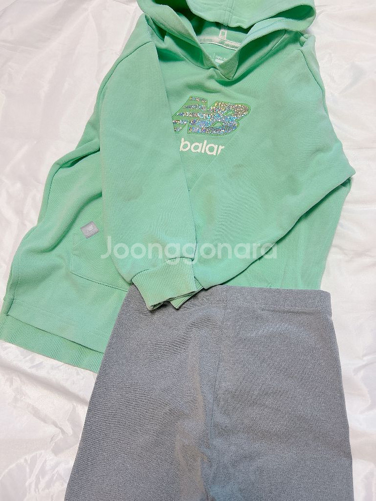 뉴발란스키즈 후드레깅스 셋업 120사이즈--3