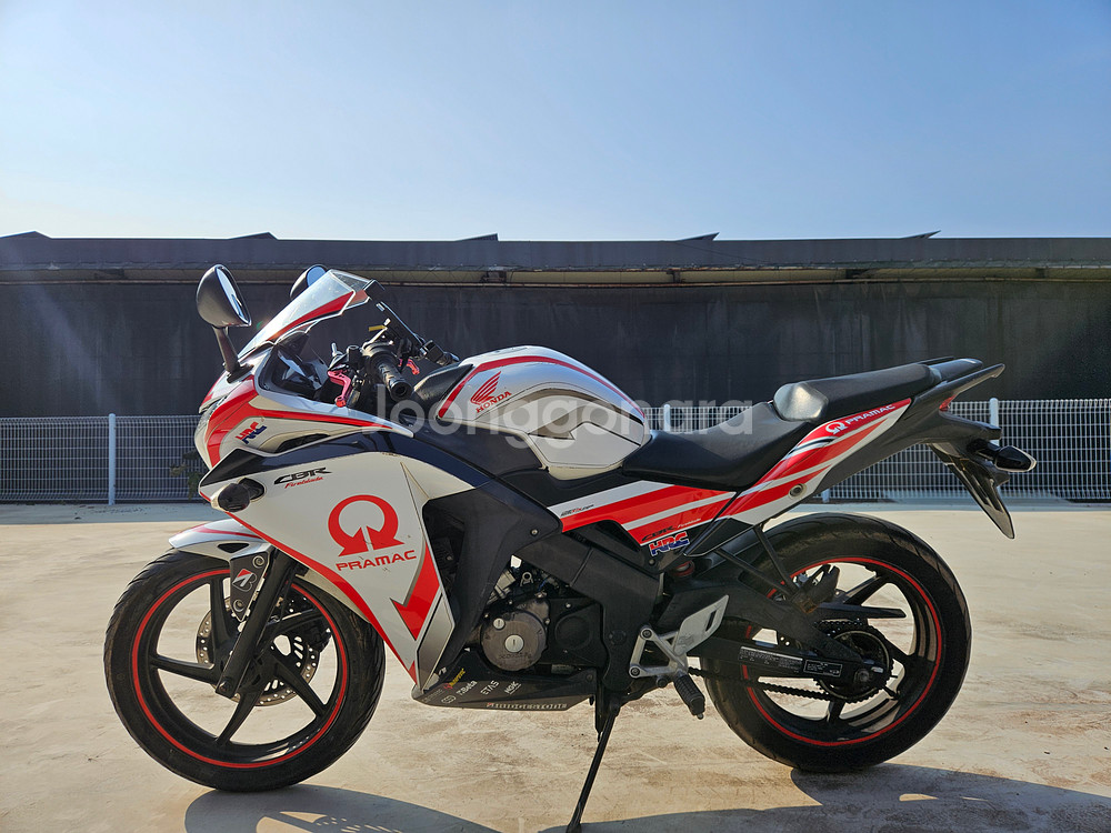 혼다/CBR125/ 11년식/3@@@@KM/135만원/--1