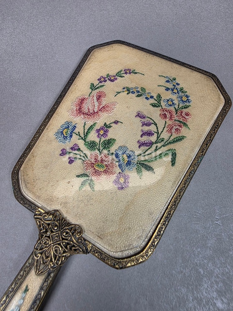 영국 니들포인트 핸드자수 손거울 엔틱 앤틱--1