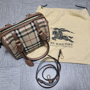 버버리 스몰 토트백 볼링백 크로스백