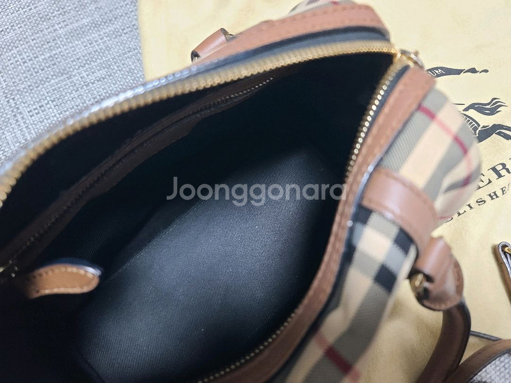 버버리 스몰 토트백 볼링백 크로스백--3