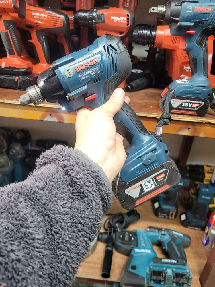 보쉬충전임팩렌치 드릴겸용 GDX18V180 충전임팩드릴 이미지