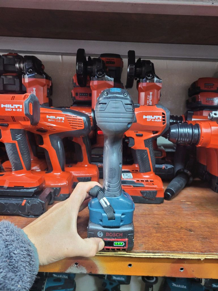 보쉬충전임팩렌치 드릴겸용 GDX18V180 충전임팩드릴 이미지