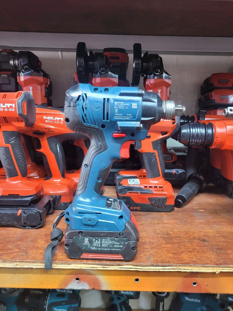 보쉬충전임팩렌치 드릴겸용 GDX18V180 충전임팩드릴 이미지