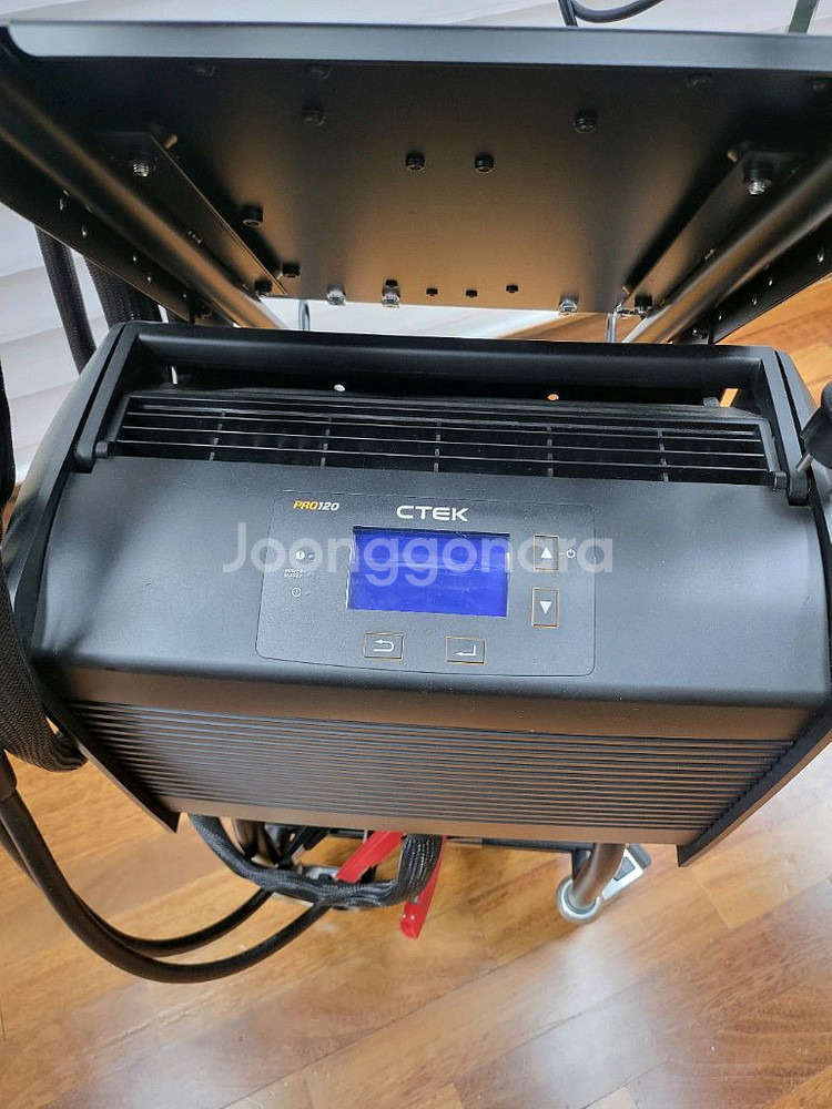 CTEK 씨텍 PRO 120 차량용 배터리 충전기--6