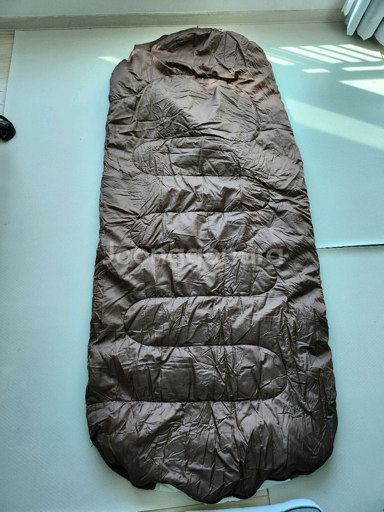 캠핑 침낭 (새것)--1