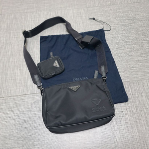 프라다 리나일론 파우치 숄더백 크로스백 2vh113크롬