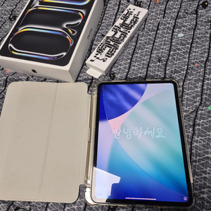 아이패드 프로 11 M4 7세대 256gb와이파이 +