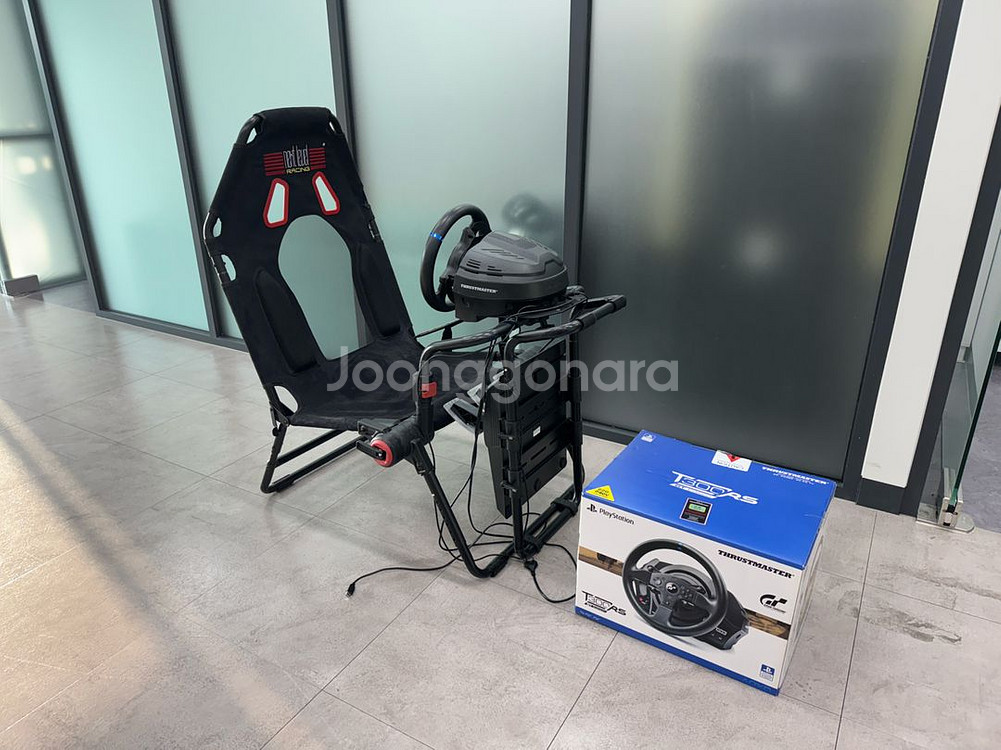 트러스트마스터 t300rs+넥스트레벨 레이싱 의자--0