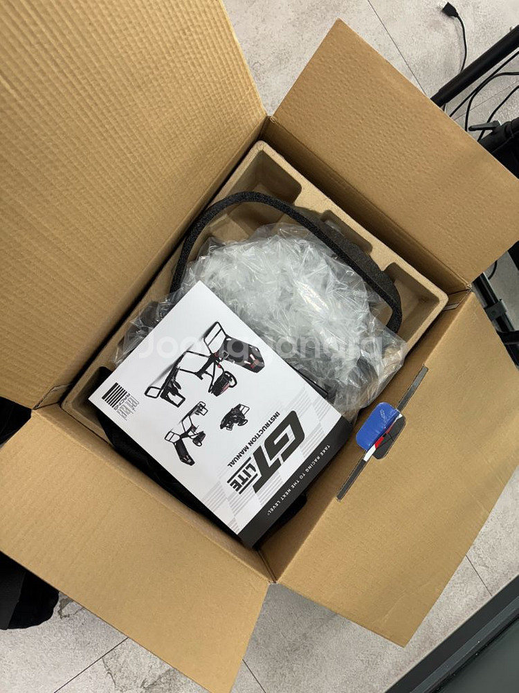 트러스트마스터 t300rs+넥스트레벨 레이싱 의자--7