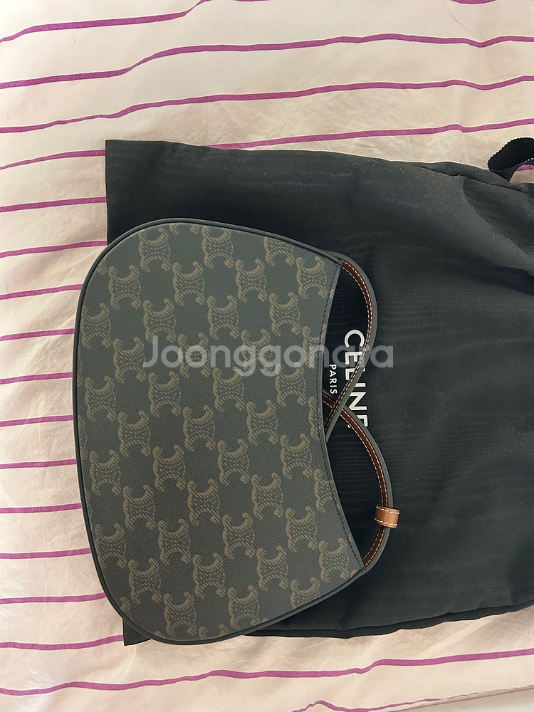 셀린느 틸리백--2