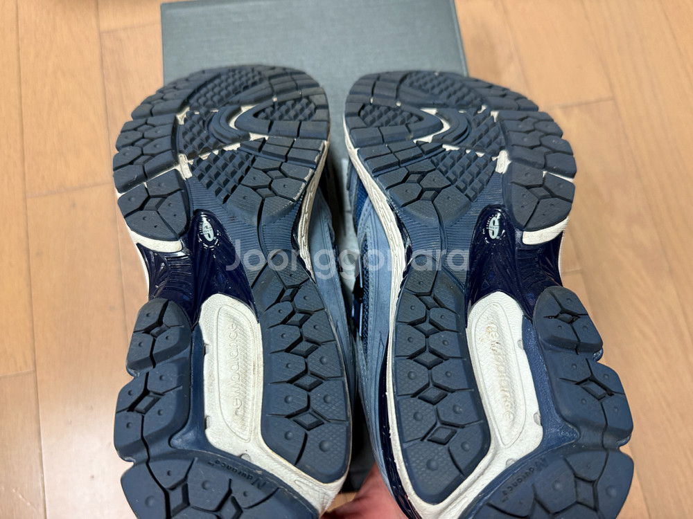 뉴발란스 1906 운동화 230사이즈--6