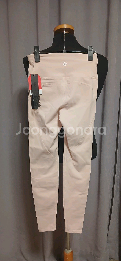 젝시믹스 블랙라벨 요가 필라테스 레깅스 M사이즈 새제품--2