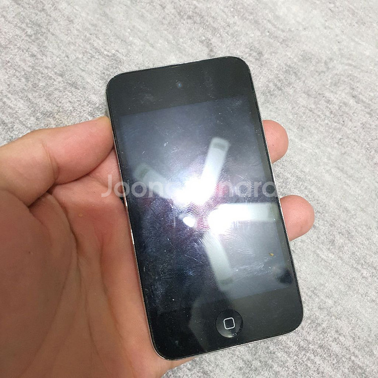 애플 아이팟터치4세대 a1367 8기가--0