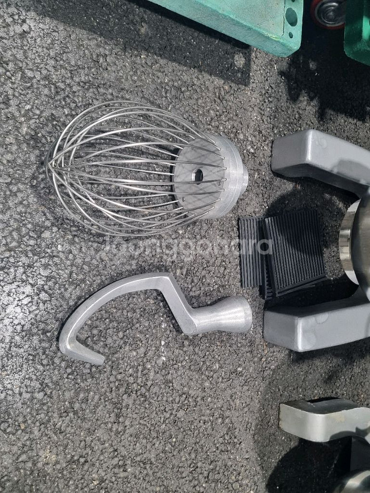 대영반죽기 20리터 버티컬믹서 NVM-12-2P--5