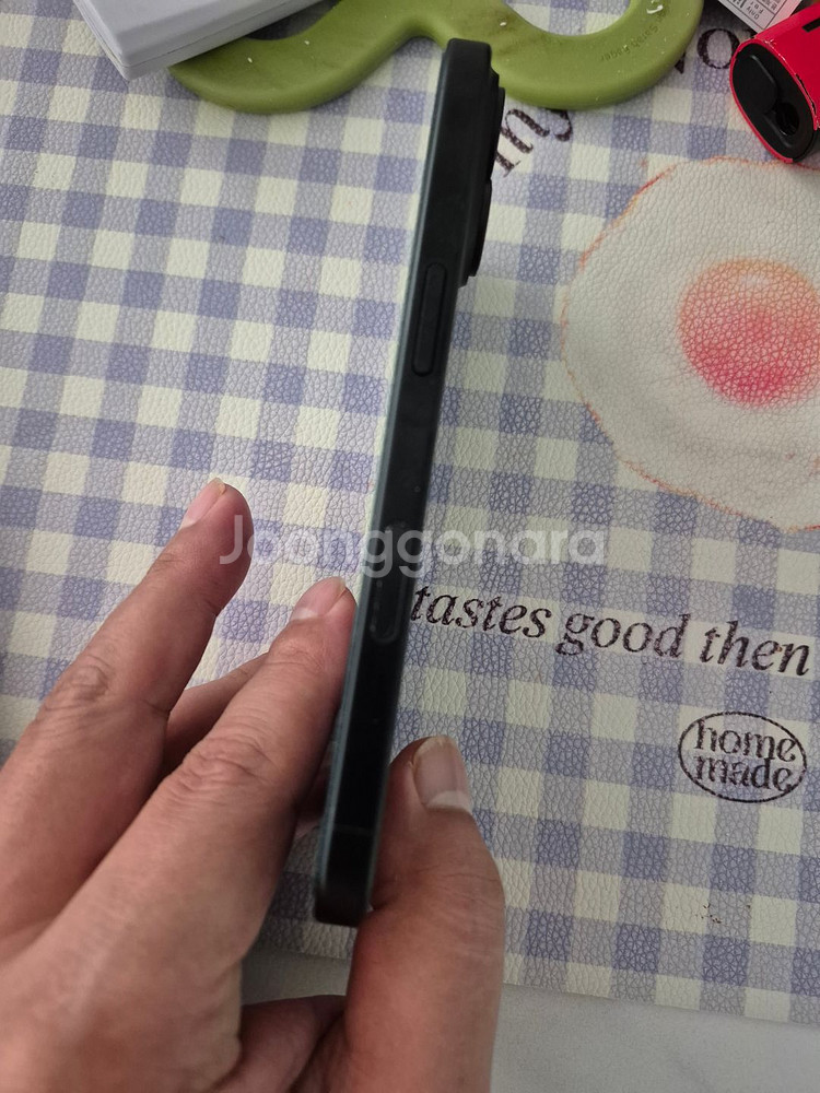 아이폰16 블랙 128기가 배터리100% 75만원--4