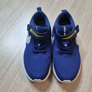 나이키 주니어운동화(220)