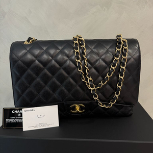 민트급 샤넬 클래식 맥시 캐비어 금장