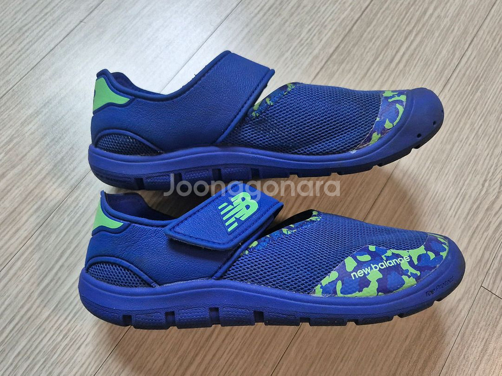 뉴발란스 키즈샌들(210)--1