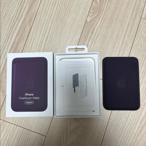 애플 정품 맥세이프 카드지갑 블랙베리