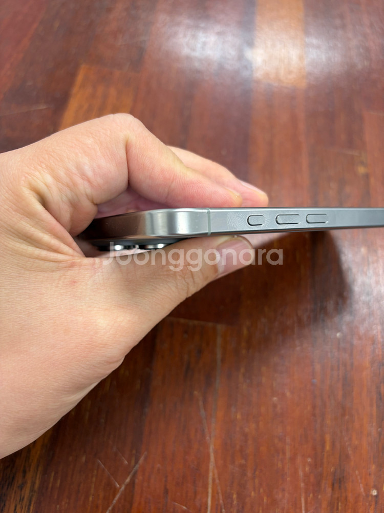 북미판 아이폰16프로맥스 256 네츄럴티타늄 애케플--2