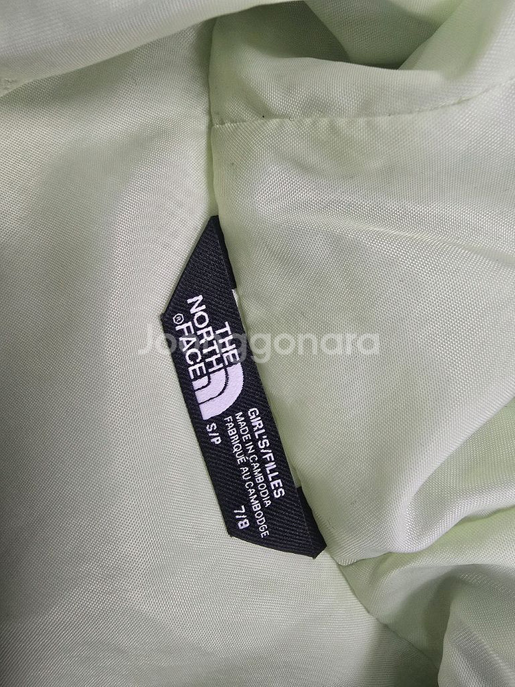 키즈 노스페이스 바람막이 7-8세--1