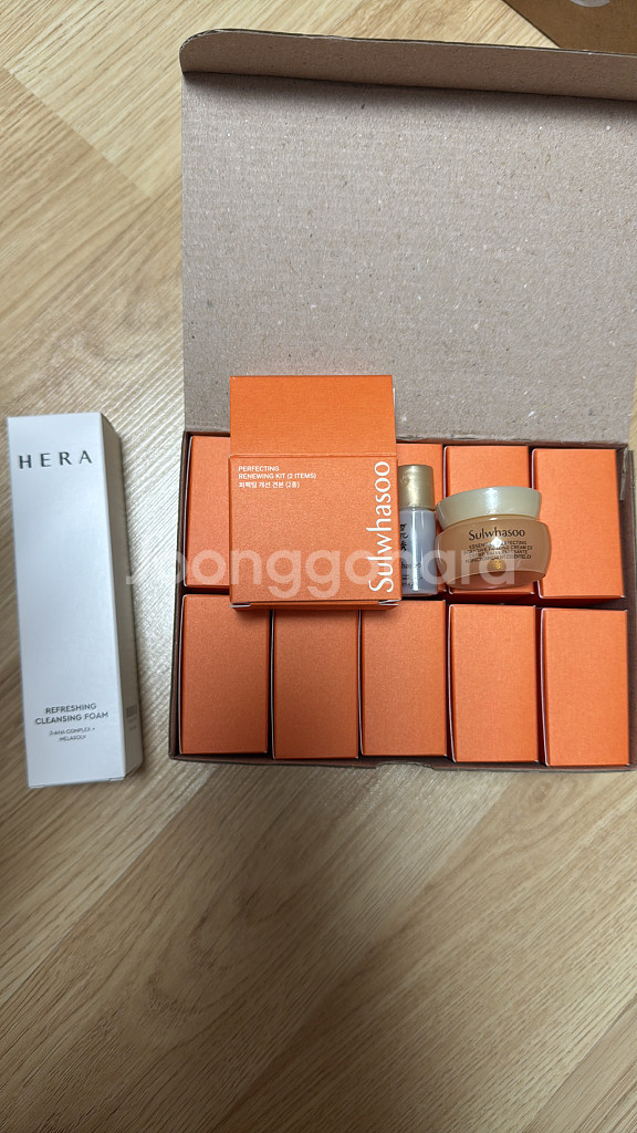 헤라폼50ml+설화수40ml윤조에센스+50ml탄력영양크--0