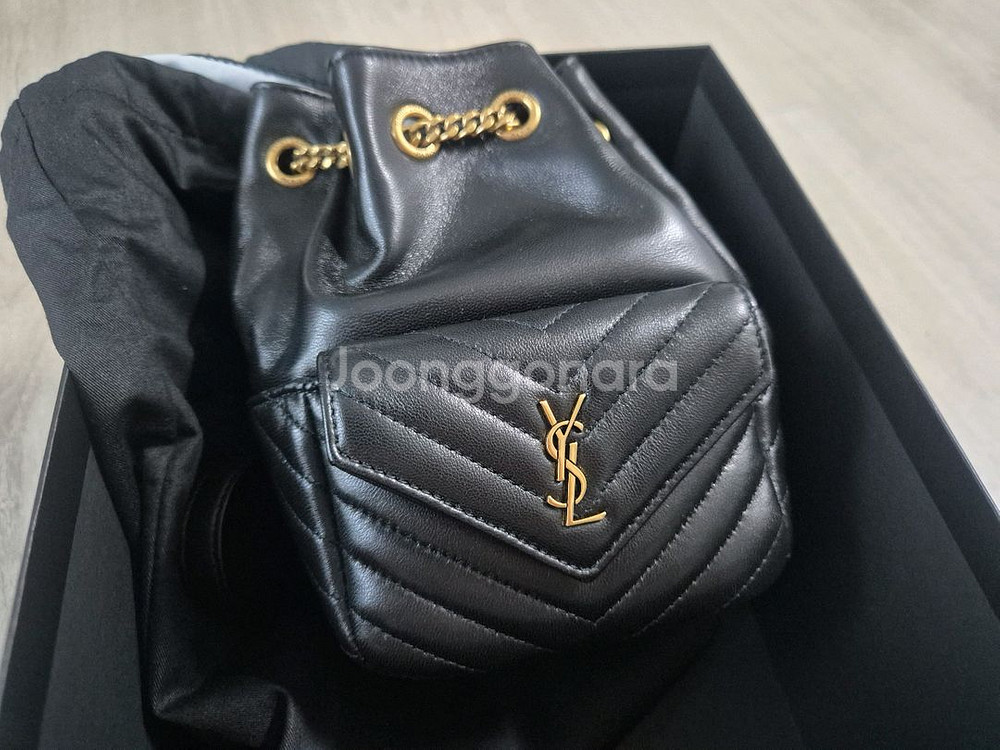 생로랑 복조리 백 팝니다.--0