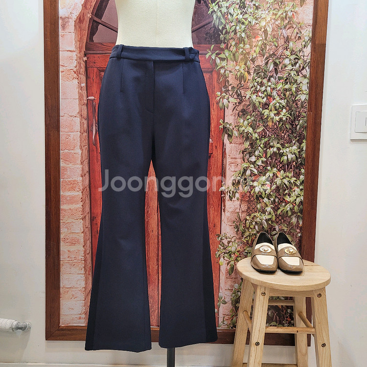 손정완 네이비 부츠컷 팬츠--0