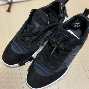 에르메스 바운싱 블랙/오렌지 38(250) 판매합니다.