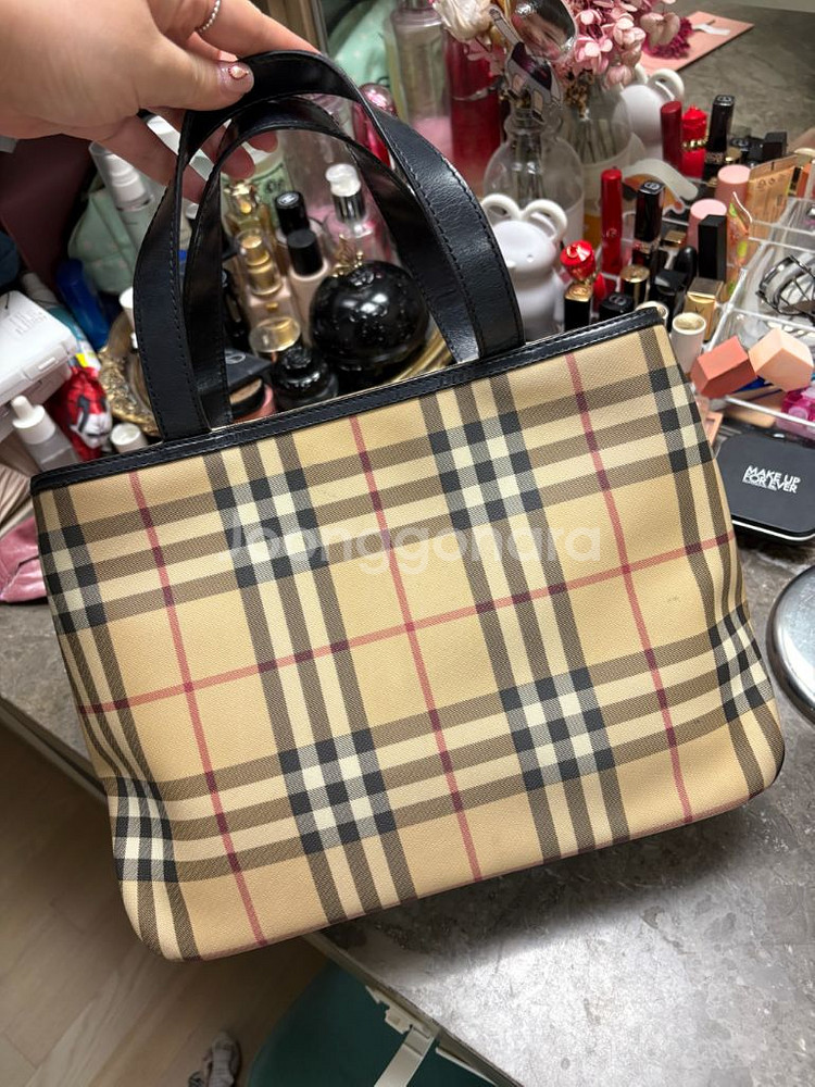버버리 체크 토트백--0