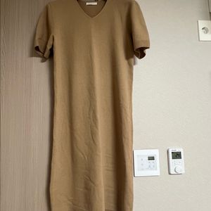 홀가먼트 캐시미어 니트원피스