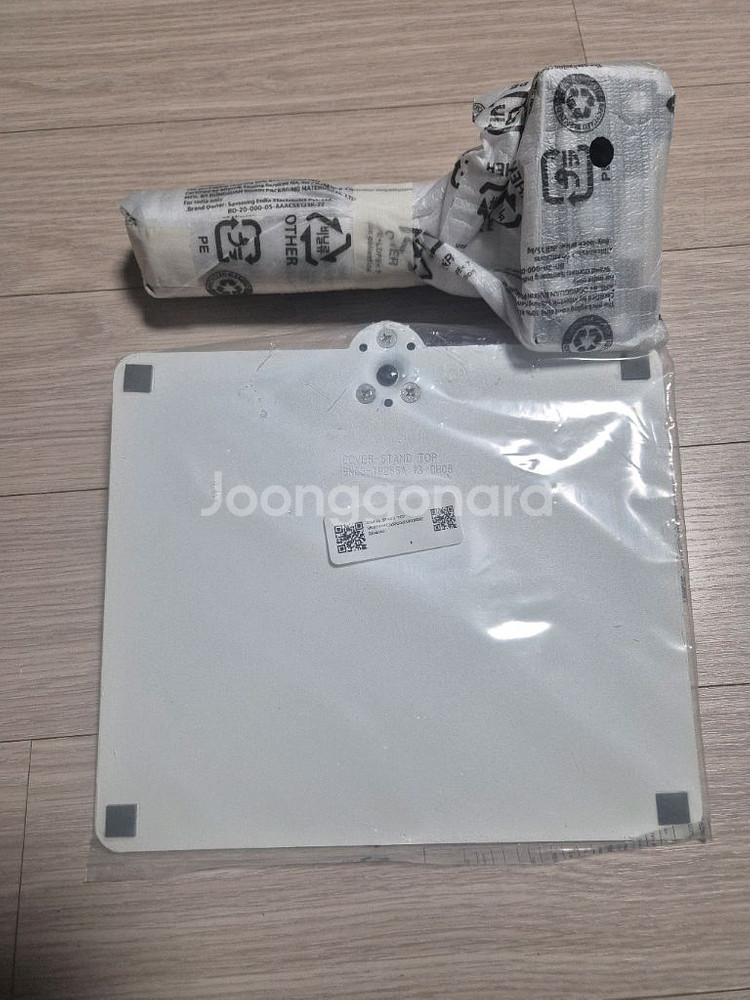 삼성 m7 32인치용 정품 기본스탠드(삼텐바이미 아님)--1