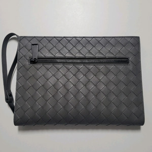 보테가베네타 인트레치아토 클러치