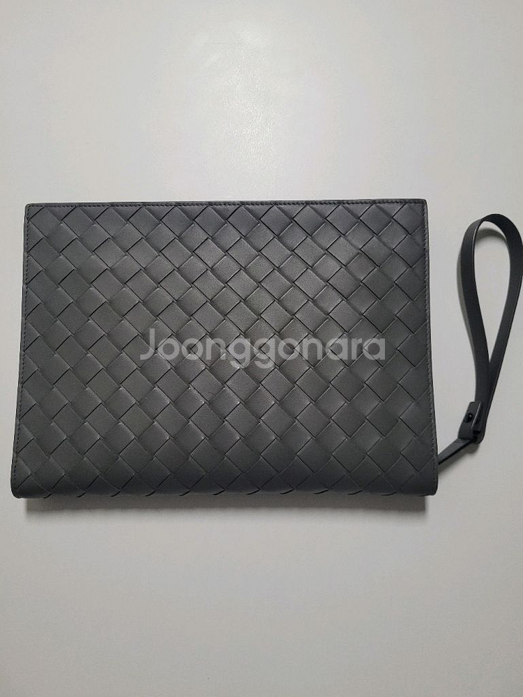 보테가베네타 인트레치아토 클러치--1