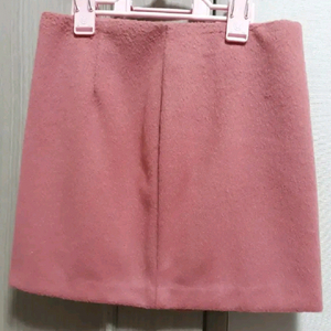 새상품 - 핑크색 울 미니스커트